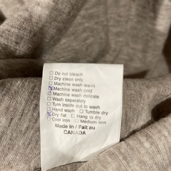 Pillar Oatmeal Organic Cotton and Yak Down Cardigan - Women’s Size 8 - Picture 7 of 7